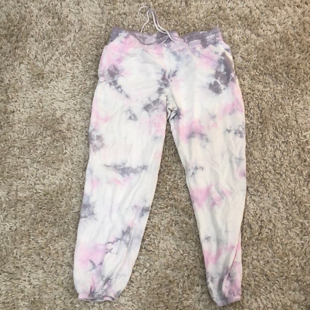 Tie die sweats!